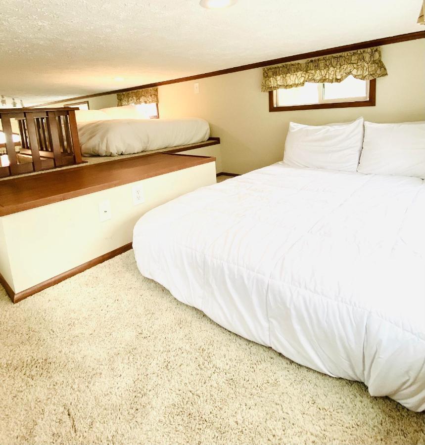 Pleasure Point Rv Resort Edmore Exterior foto